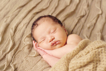 Maryland_newborn_baby_girl_angela_singleton_photography